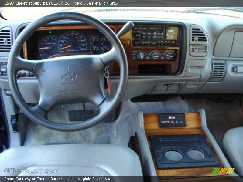 Dashboard of 1997 Suburban C1500 LS