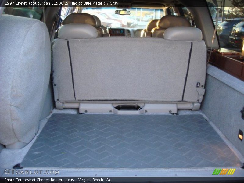  1997 Suburban C1500 LS Trunk