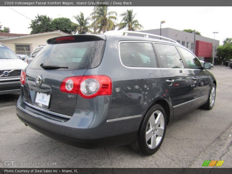 Island Grey Metallic / Deep Black 2009 Volkswagen Passat Komfort Wagon