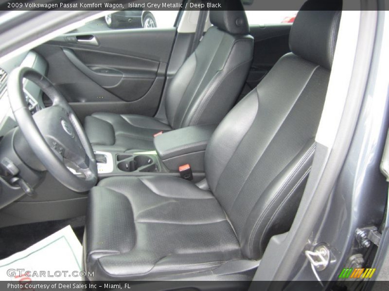  2009 Passat Komfort Wagon Deep Black Interior