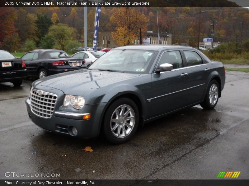 Magnesium Pearl / Dark Slate Gray/Light Graystone 2005 Chrysler 300 C HEMI