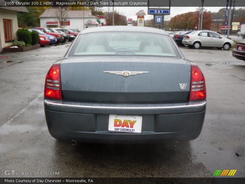 Magnesium Pearl / Dark Slate Gray/Light Graystone 2005 Chrysler 300 C HEMI