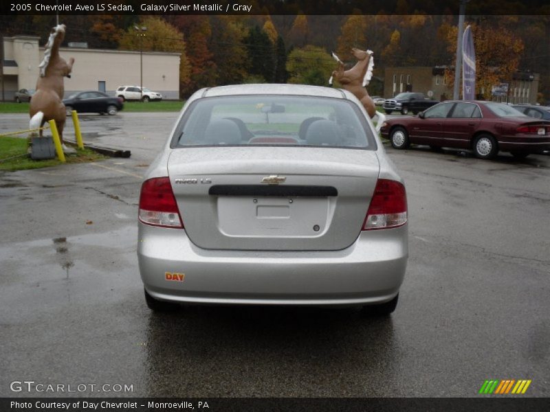 Galaxy Silver Metallic / Gray 2005 Chevrolet Aveo LS Sedan