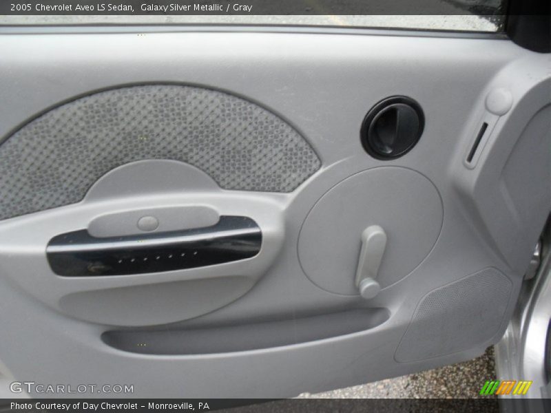 Galaxy Silver Metallic / Gray 2005 Chevrolet Aveo LS Sedan