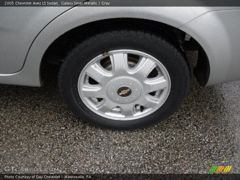 Galaxy Silver Metallic / Gray 2005 Chevrolet Aveo LS Sedan