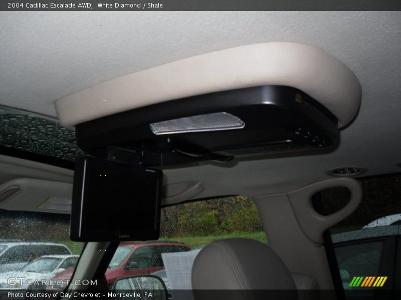 White Diamond / Shale 2004 Cadillac Escalade AWD