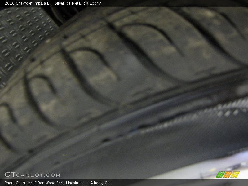 Silver Ice Metallic / Ebony 2010 Chevrolet Impala LT