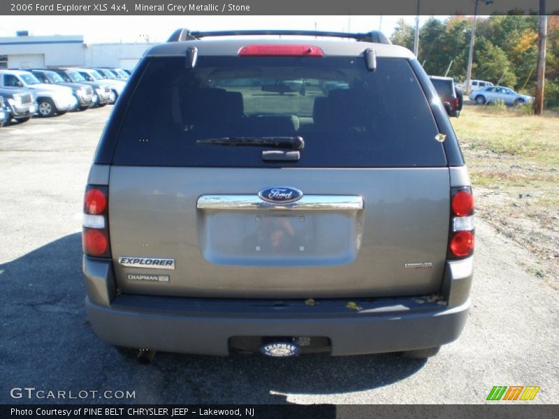 Mineral Grey Metallic / Stone 2006 Ford Explorer XLS 4x4