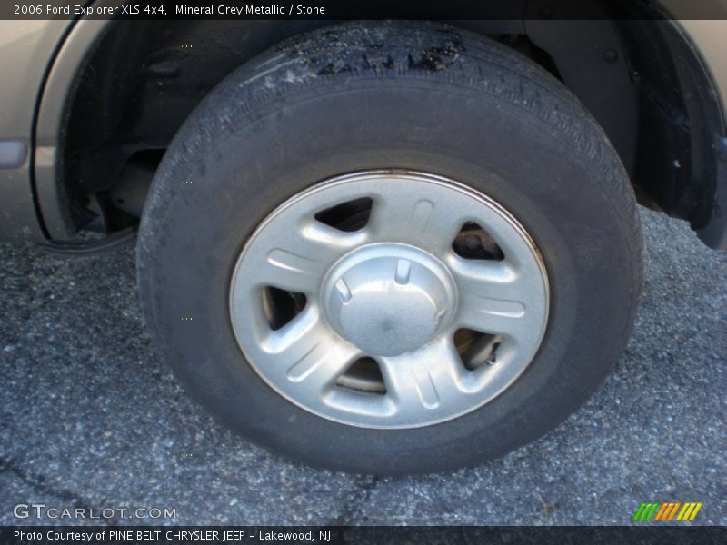 Mineral Grey Metallic / Stone 2006 Ford Explorer XLS 4x4