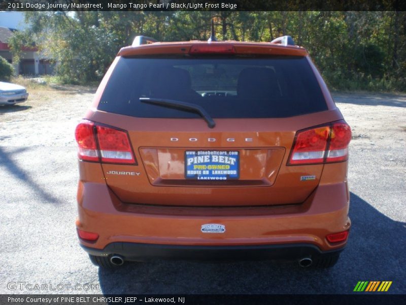 Mango Tango Pearl / Black/Light Frost Beige 2011 Dodge Journey Mainstreet