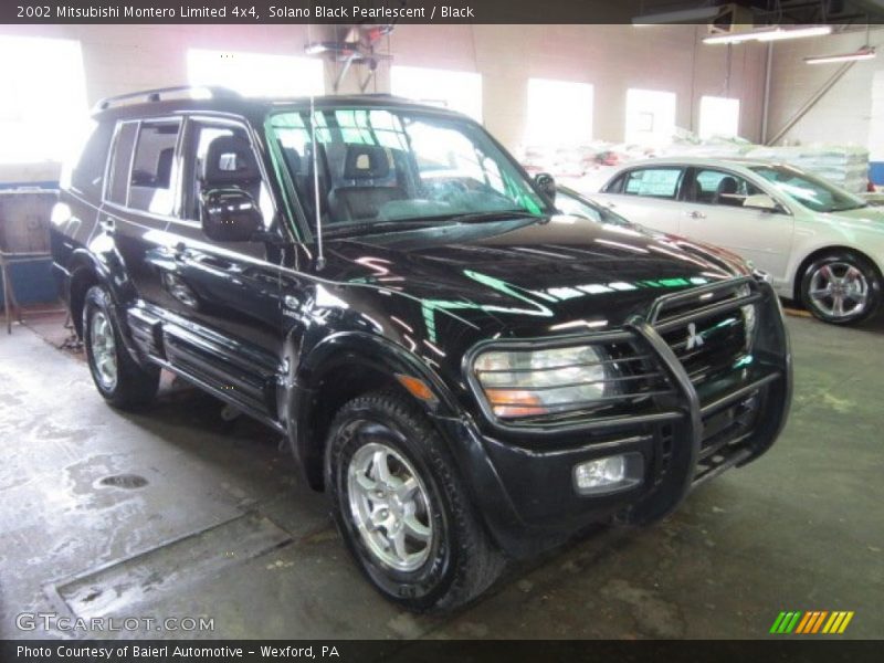 Solano Black Pearlescent / Black 2002 Mitsubishi Montero Limited 4x4