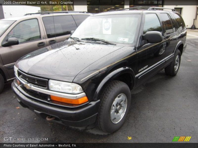 Black / Graphite 2003 Chevrolet Blazer LS 4x4
