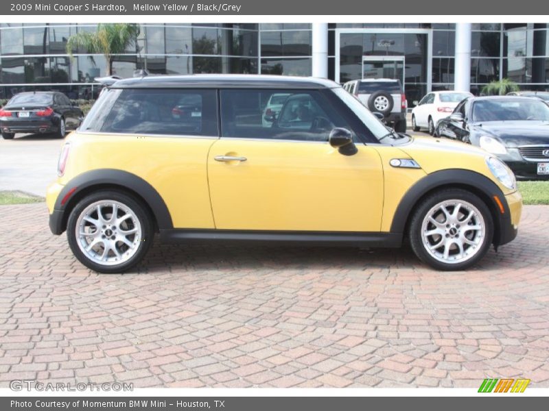 Mellow Yellow / Black/Grey 2009 Mini Cooper S Hardtop