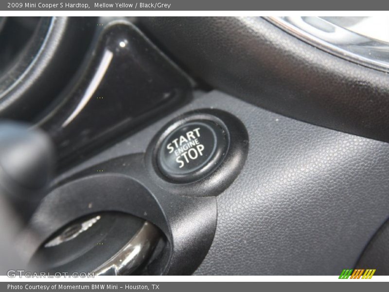 Mellow Yellow / Black/Grey 2009 Mini Cooper S Hardtop