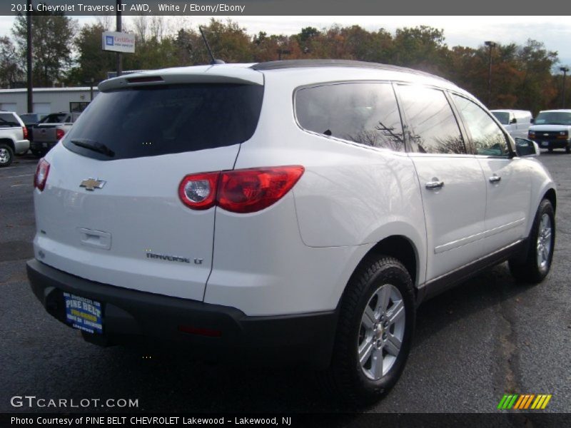 White / Ebony/Ebony 2011 Chevrolet Traverse LT AWD