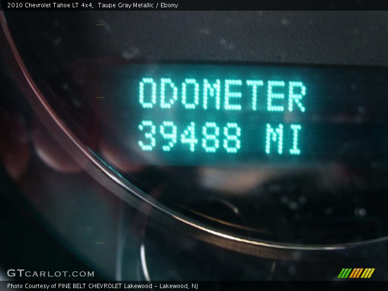 Taupe Gray Metallic / Ebony 2010 Chevrolet Tahoe LT 4x4