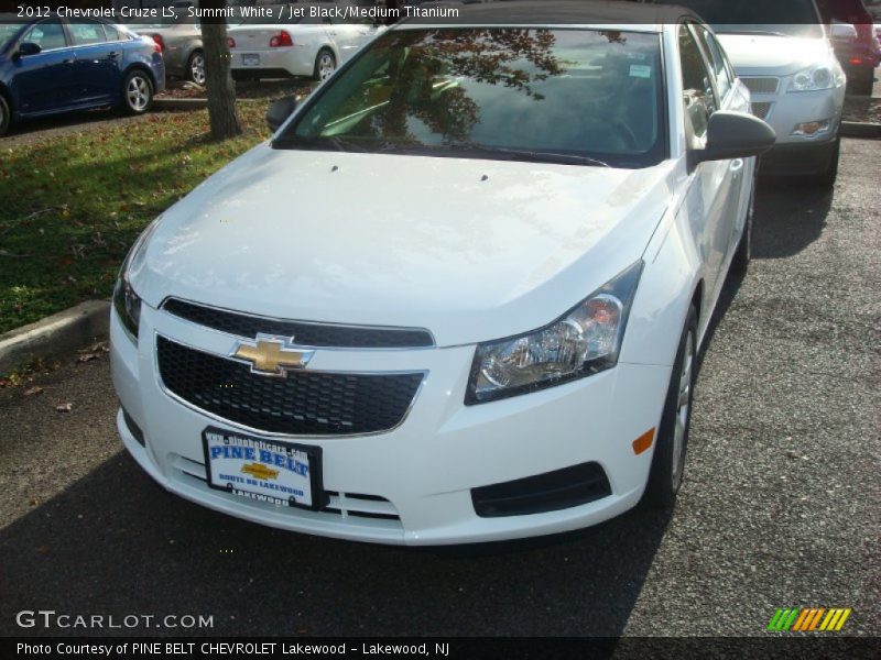 Summit White / Jet Black/Medium Titanium 2012 Chevrolet Cruze LS