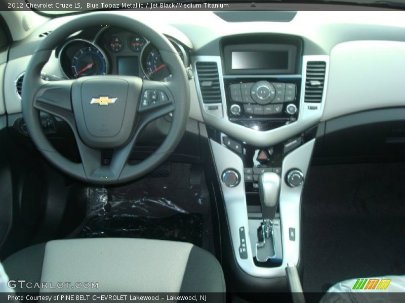 Blue Topaz Metallic / Jet Black/Medium Titanium 2012 Chevrolet Cruze LS