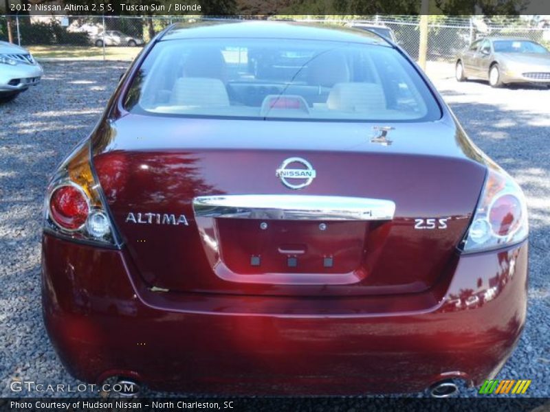 Tuscan Sun / Blonde 2012 Nissan Altima 2.5 S