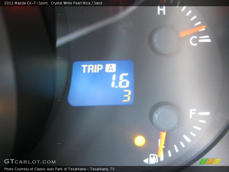 Crystal White Pearl Mica / Sand 2011 Mazda CX-7 i Sport