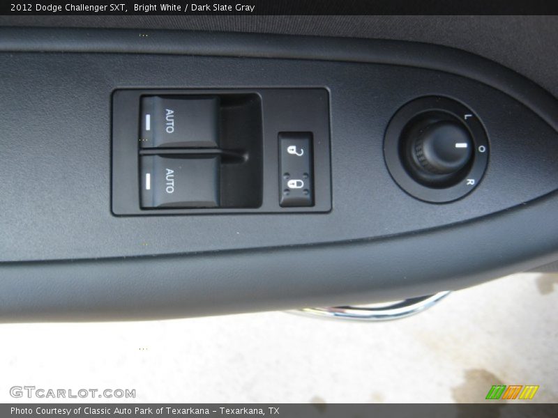 Bright White / Dark Slate Gray 2012 Dodge Challenger SXT