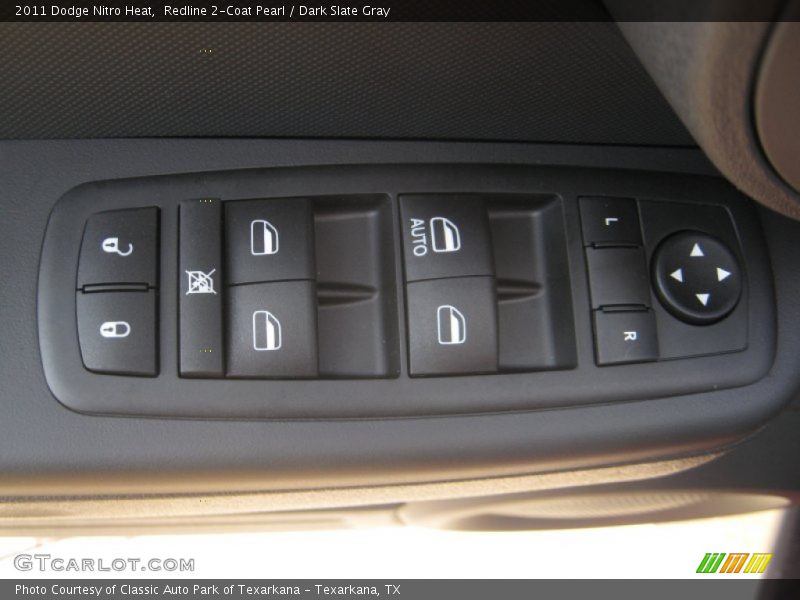 Redline 2-Coat Pearl / Dark Slate Gray 2011 Dodge Nitro Heat