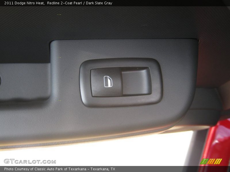 Redline 2-Coat Pearl / Dark Slate Gray 2011 Dodge Nitro Heat