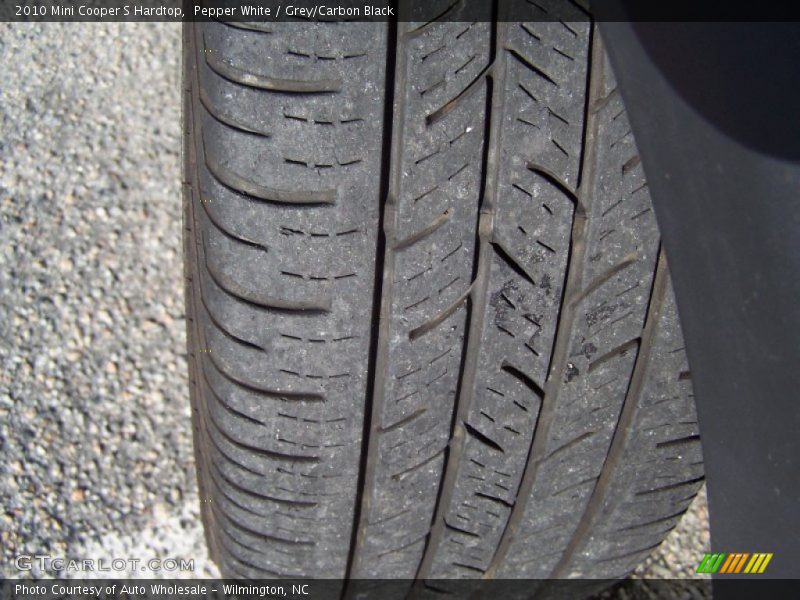 Pepper White / Grey/Carbon Black 2010 Mini Cooper S Hardtop