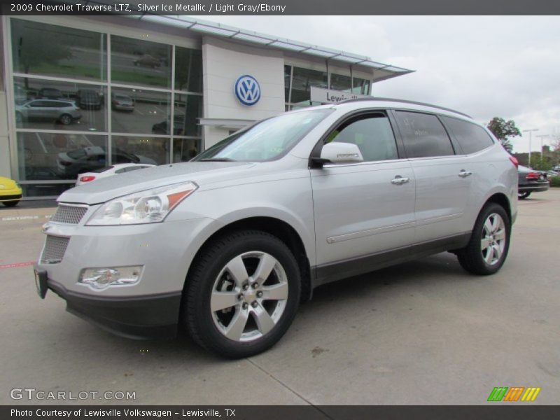 Silver Ice Metallic / Light Gray/Ebony 2009 Chevrolet Traverse LTZ