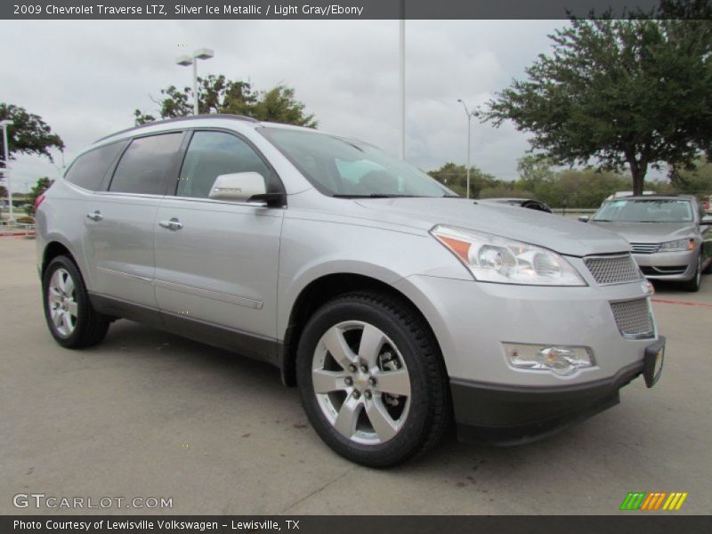 Silver Ice Metallic / Light Gray/Ebony 2009 Chevrolet Traverse LTZ