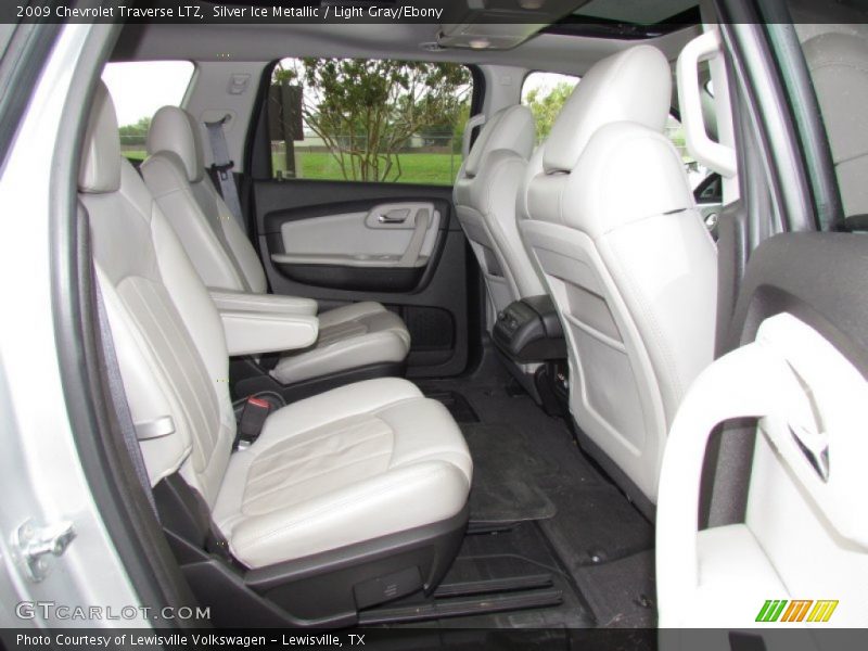 Silver Ice Metallic / Light Gray/Ebony 2009 Chevrolet Traverse LTZ