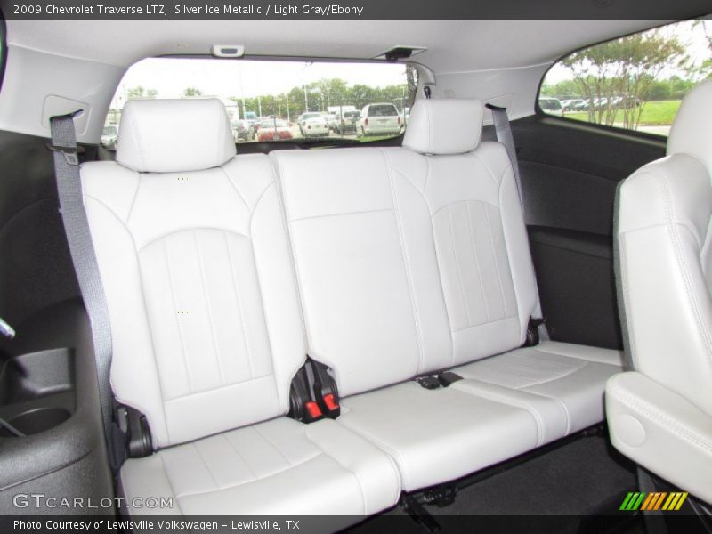 Silver Ice Metallic / Light Gray/Ebony 2009 Chevrolet Traverse LTZ