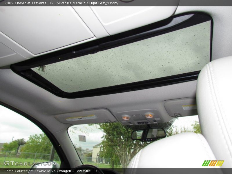 Silver Ice Metallic / Light Gray/Ebony 2009 Chevrolet Traverse LTZ
