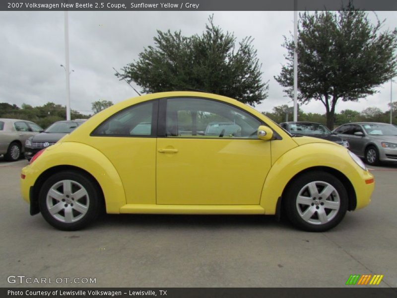 Sunflower Yellow / Grey 2007 Volkswagen New Beetle 2.5 Coupe