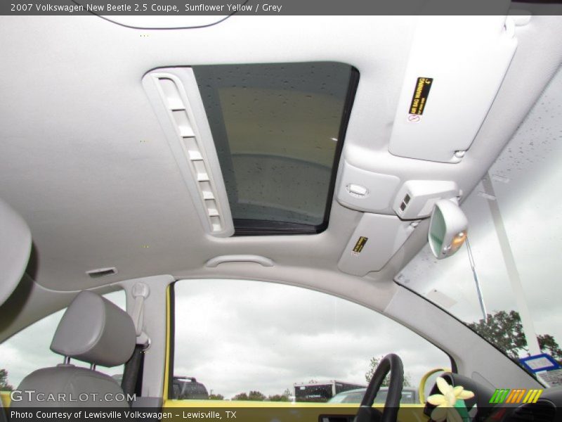 Sunroof of 2007 New Beetle 2.5 Coupe