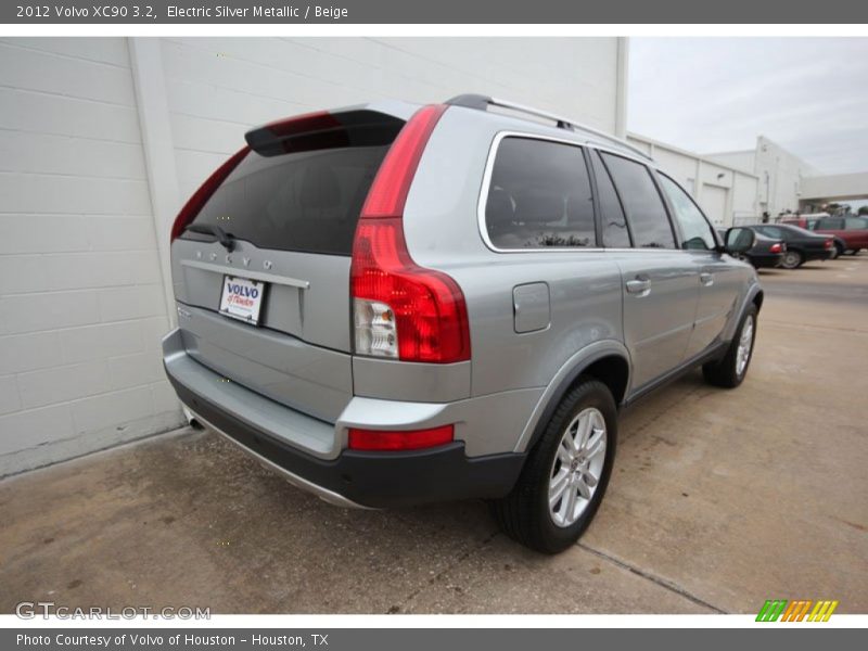 Electric Silver Metallic / Beige 2012 Volvo XC90 3.2