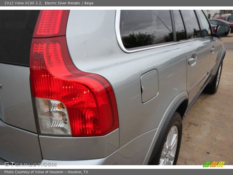Electric Silver Metallic / Beige 2012 Volvo XC90 3.2