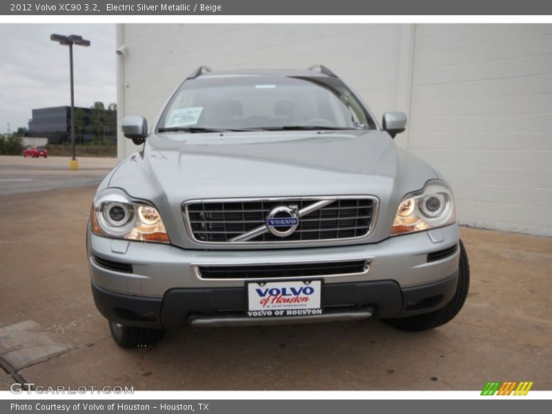Electric Silver Metallic / Beige 2012 Volvo XC90 3.2