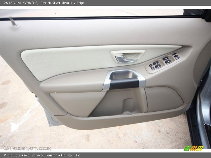 Electric Silver Metallic / Beige 2012 Volvo XC90 3.2