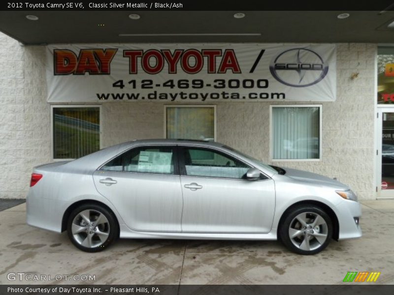 Classic Silver Metallic / Black/Ash 2012 Toyota Camry SE V6