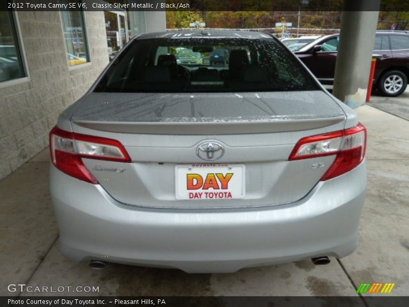 Classic Silver Metallic / Black/Ash 2012 Toyota Camry SE V6