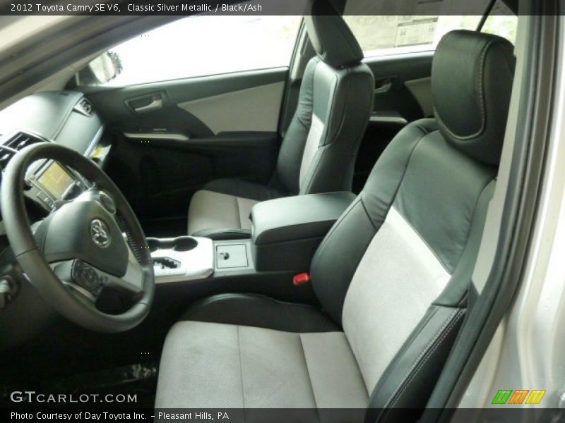 Classic Silver Metallic / Black/Ash 2012 Toyota Camry SE V6