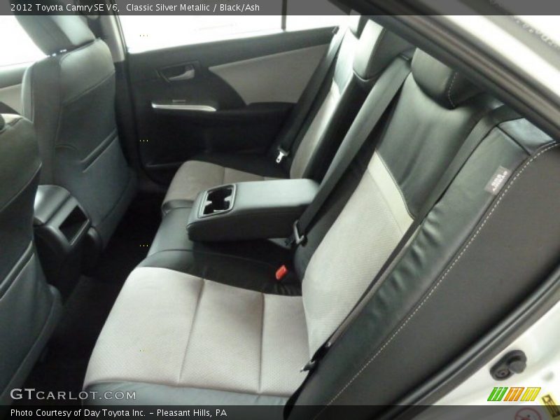 Classic Silver Metallic / Black/Ash 2012 Toyota Camry SE V6