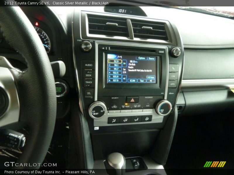 Classic Silver Metallic / Black/Ash 2012 Toyota Camry SE V6