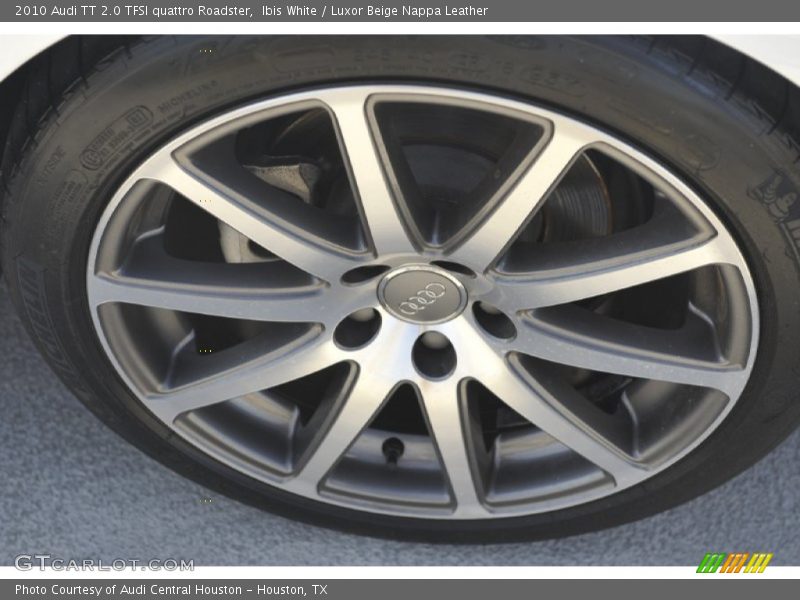  2010 TT 2.0 TFSI quattro Roadster Wheel