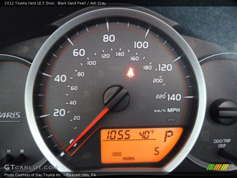 Black Sand Pearl / Ash Gray 2012 Toyota Yaris LE 5 Door