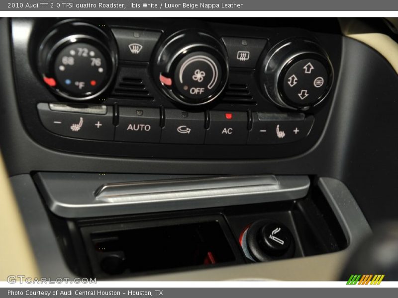 Controls of 2010 TT 2.0 TFSI quattro Roadster