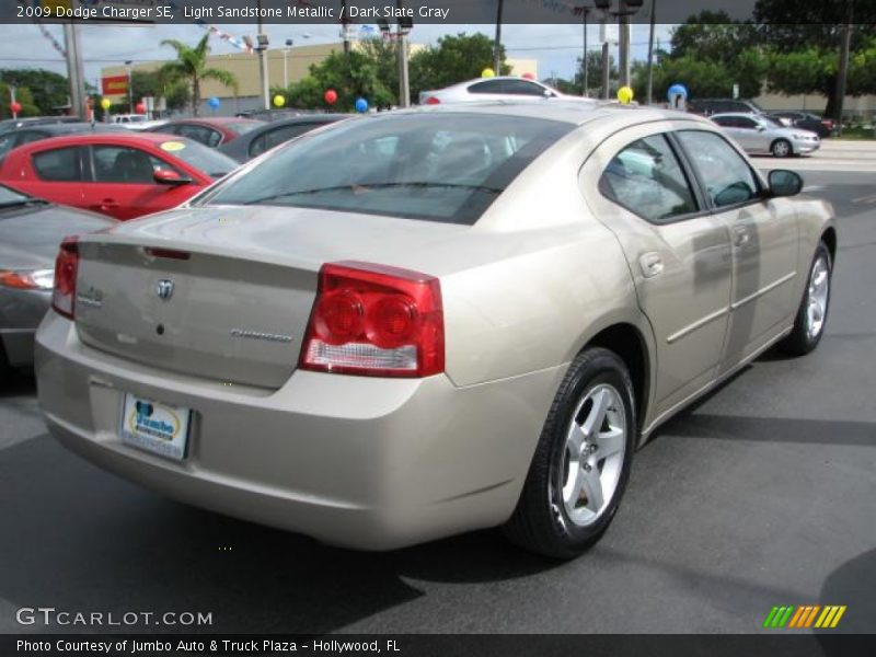 Light Sandstone Metallic / Dark Slate Gray 2009 Dodge Charger SE