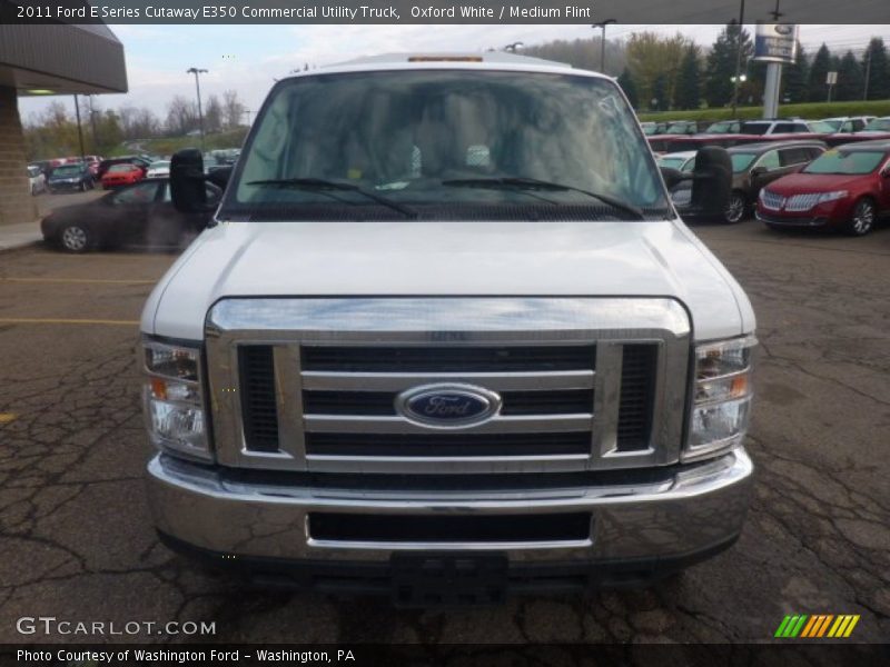 Oxford White / Medium Flint 2011 Ford E Series Cutaway E350 Commercial Utility Truck