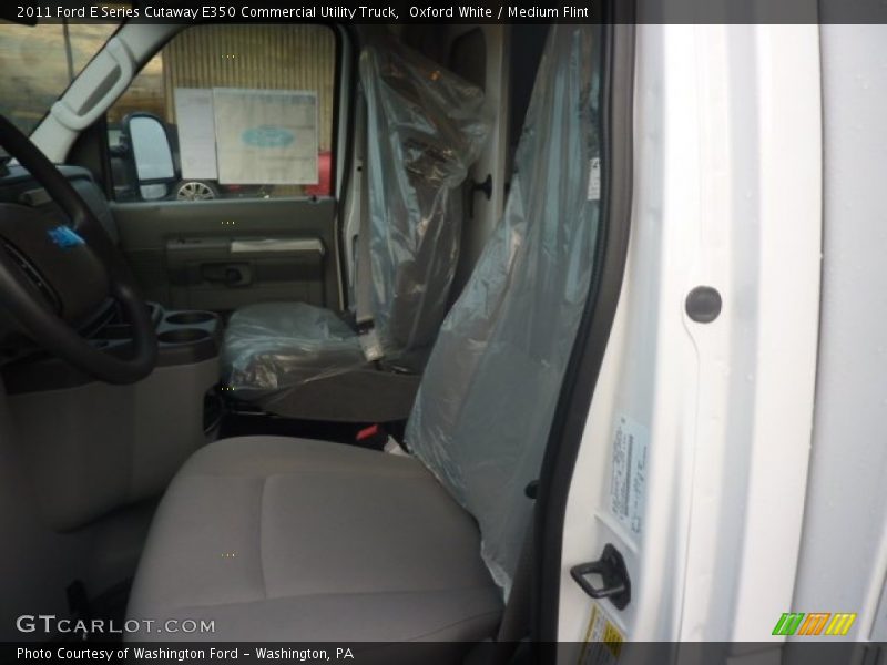 Oxford White / Medium Flint 2011 Ford E Series Cutaway E350 Commercial Utility Truck